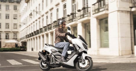 Perbandingan Honda ADV 150 dengan Yamaha Nmax, Beda Konsep Siapa yang Lebih Unggul?