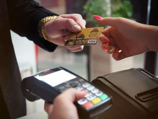 Kiat Mengelola Keuangan dan Tagihan dengan Kartu Kredit